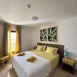 Sunny Corner, Delux Vista Mar&pool *