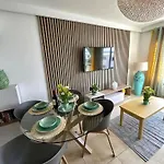 Апартаменты Sunny Corner, Delux Vista Mar And Pool