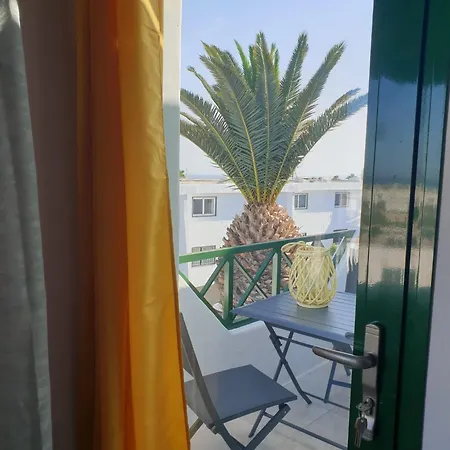 Sunny Corner, Delux Vista Mar And Pool * Puerto del Carmen (Lanzarote)