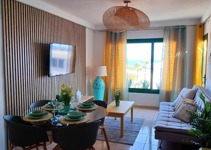 Sunny Corner, Delux Vista Mar&pool Appartement Puerto del Carmen (Lanzarote)