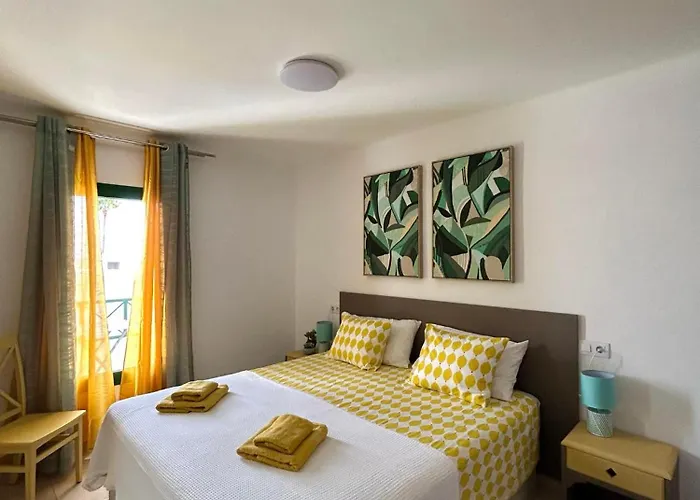 Sunny Corner, Delux Vista Mar And Pool *