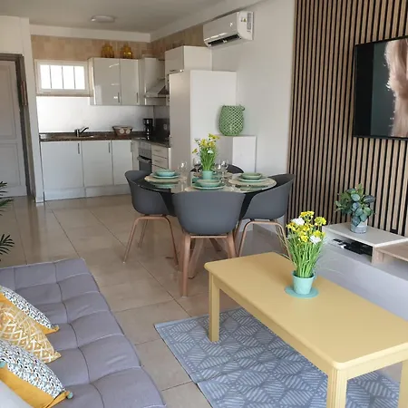 Sunny Corner, Delux Vista Mar And Pool *